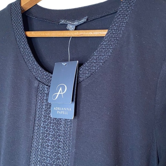 Adrianna Papell Black High Low Short Sleeve Embroidered Top Size Medium - Picture 2 of 8